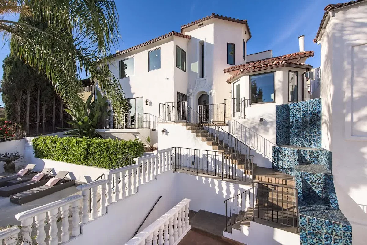 Hollywood Hills Recovery Luxury Rehab & Detox - Photo 1