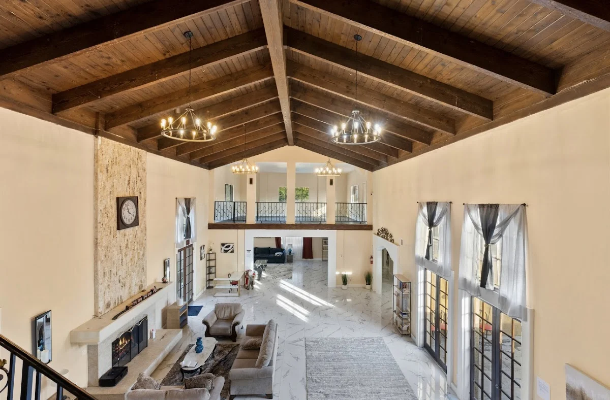 Hope Detox Center | Drug &amp; Alcohol Rehab Center Los Angeles - interior photo