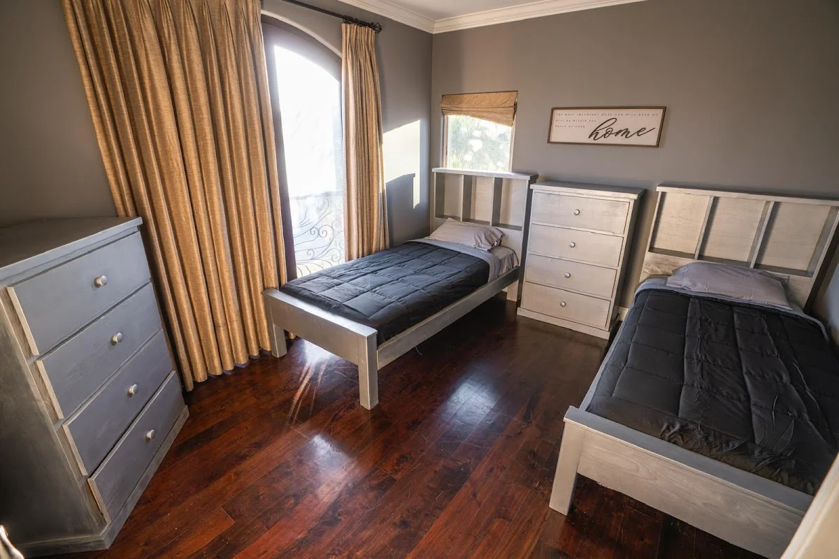 Design For Recovery - Sober Living in Los Angeles - Photo 2