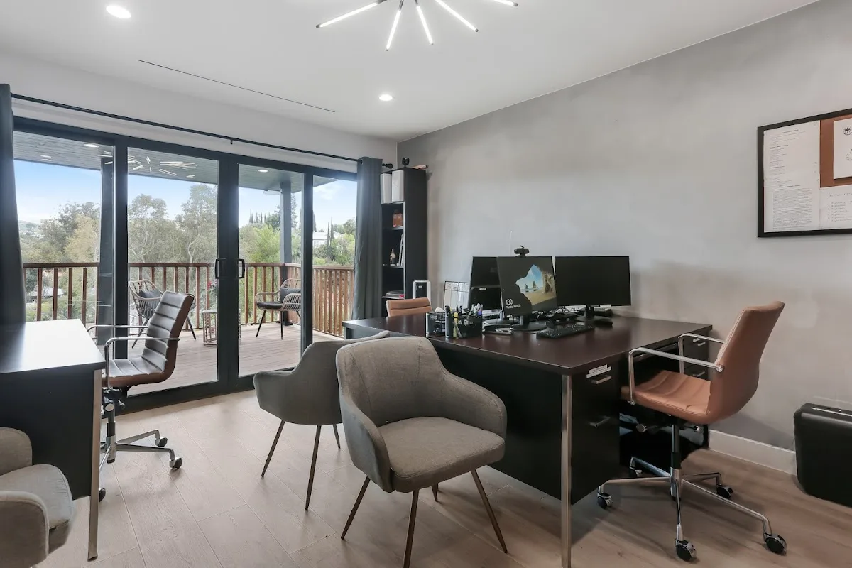 Hillside Retreat Detox Center